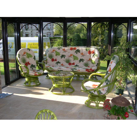 salon en rotin - table en rotin - pouf en rotin