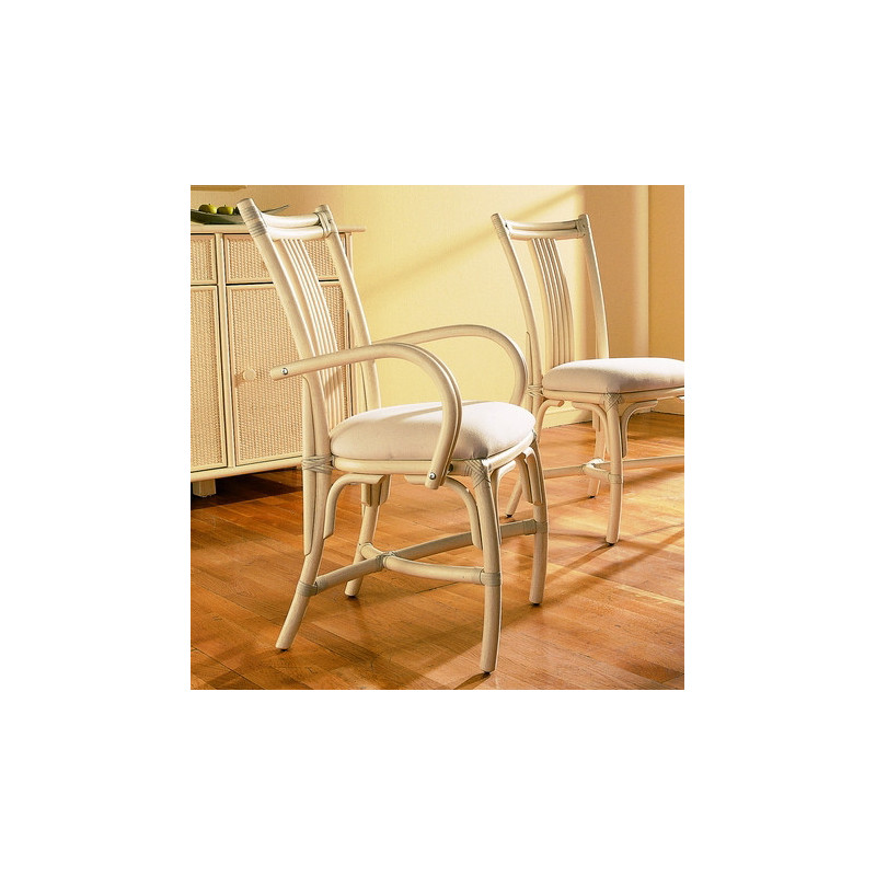 Chaise en rotin avec accoudoirs  - meuble en rotin haut de gamme