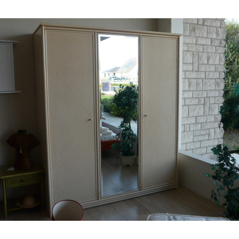 Armoire en rotin Verdun en 2 ou 3 portes ouvrantes