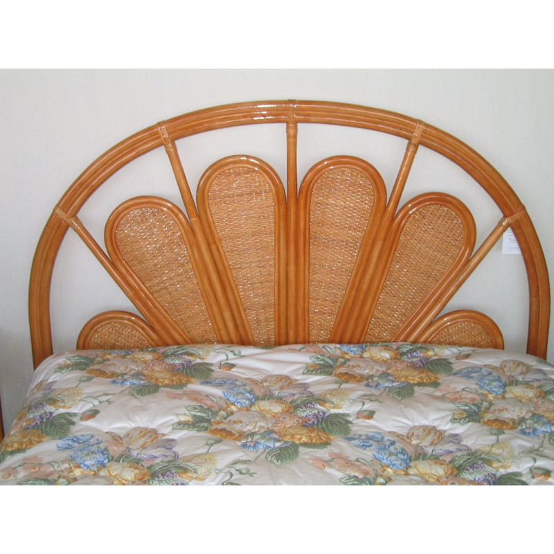 tête de lit en rotin - chambre en rotin